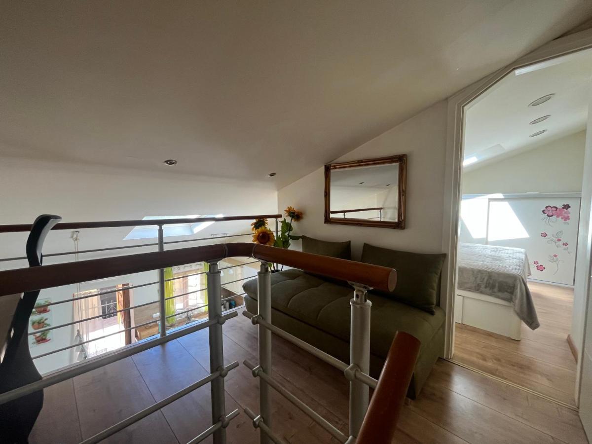Hiza Apartment พูลา ภายนอก รูปภาพ